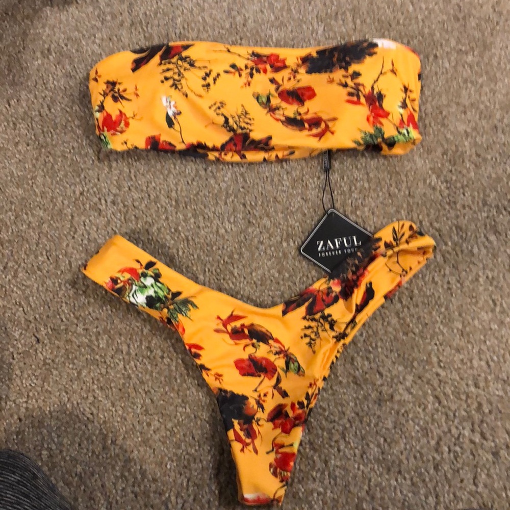 Bathing suit